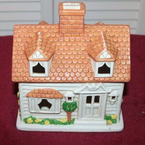 Vintage PartyLite Cape Cod Tealight House (PO517)